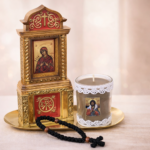 Σετ δώρου προσκυνητάρι, κομποσχοίνι και χρυσό μεταλλικό δισκάκι