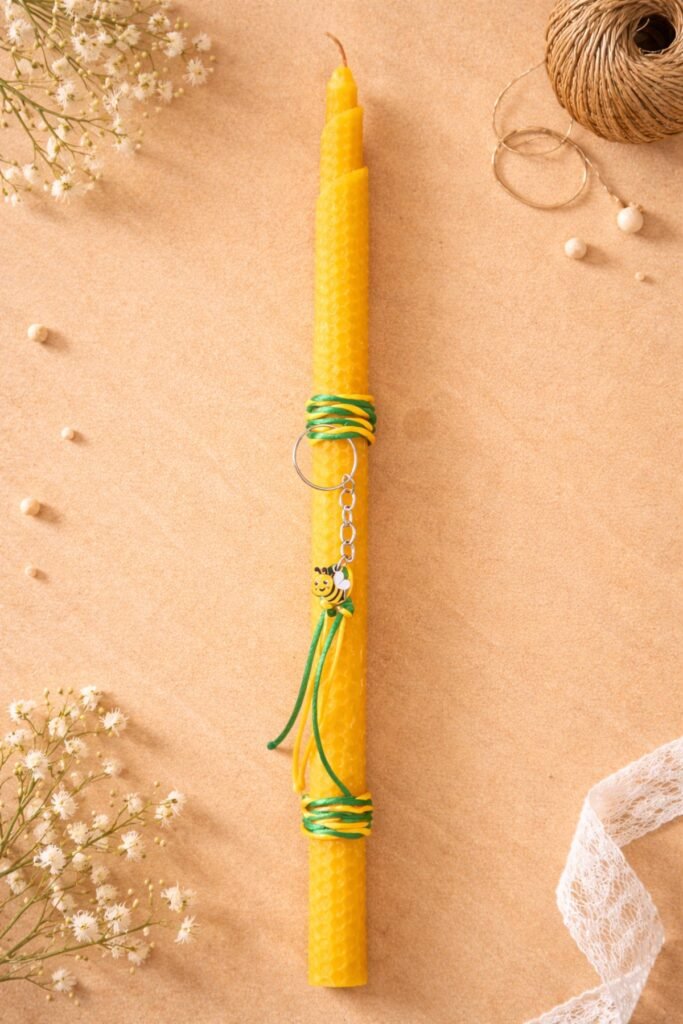 Λαμπάδα "Κρεμαστή μελισσούλα"