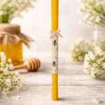 Παιδική λαμπάδα κηρήθρας με σχέδιο μέλισσας