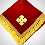Καρέ αρτοκλασίας μπορντώ με 4 σταυρούς